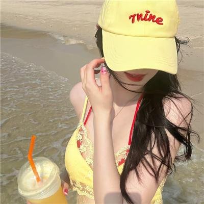 芙洛拉与儿子